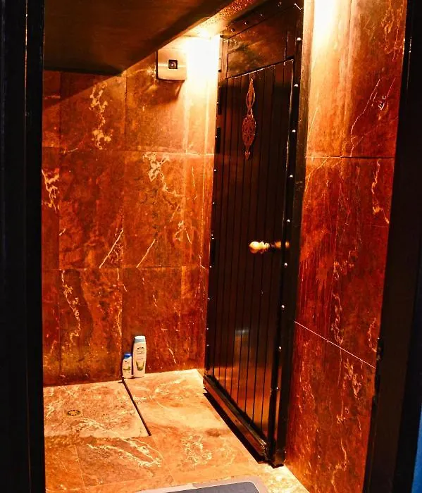 Boutique Hotel La Renaissance - Adults Only-1